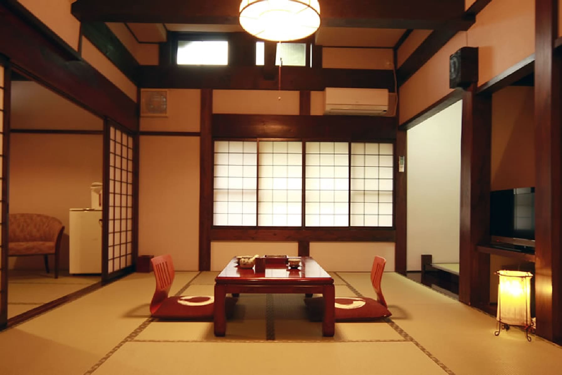 16畳の和室
